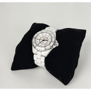 Chanel Watch J12 H1628 White Ceramic Quartz Diamond Hour Markers